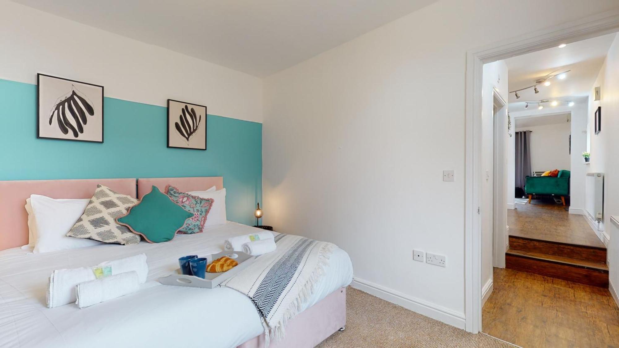 Cosy Cardiff Apartment And Patio Bagian luar foto